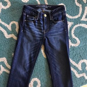 American Eagle Jeans size 00 short, super stretch